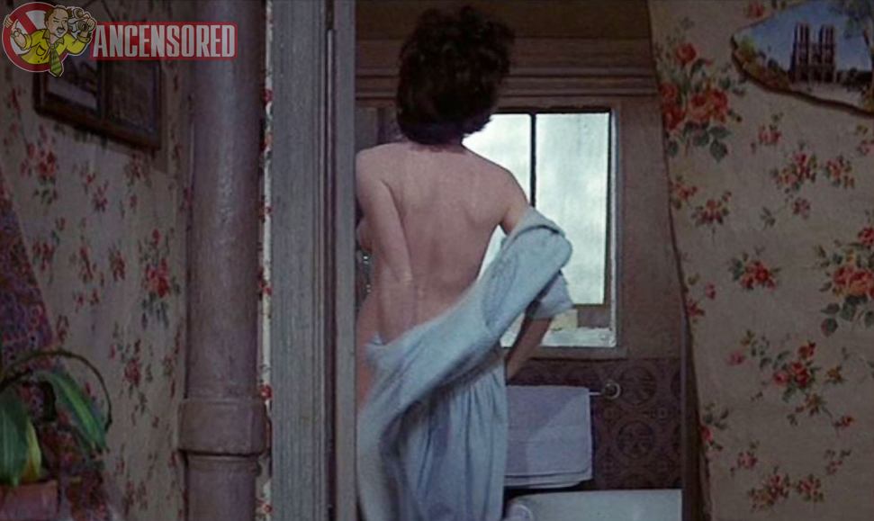 Shirley MacLaine nude pics.
