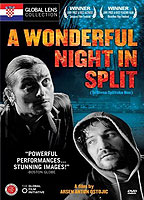 A Wonderful Night in Split (2004) Cenas de Nudez