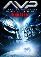 Aliens vs. Predator: Requiem cenas de nudez