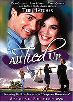 All Tied Up (1994) Cenas de Nudez