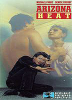 Arizona Heat (1988) Cenas de Nudez