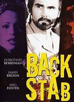 Back Stab (1990) Cenas de Nudez
