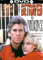 Betrayed by Innocence (1986) Cenas de Nudez