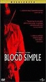Blood Simple 1984 filme cenas de nudez