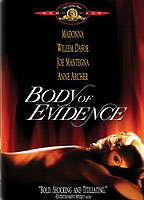 Body of Evidence cenas de nudez