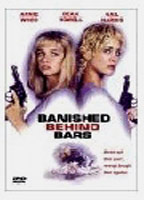 Cellblock Sisters: Banished Behind Bars (1995) Cenas de Nudez