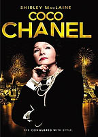 Coco Chanel (2008) Cenas de Nudez