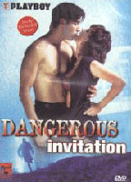 Dangerous Invitation cenas de nudez