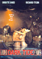 Dark Tide 1993 filme cenas de nudez