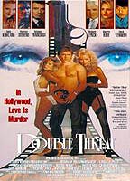 Double Threat (1992) Cenas de Nudez