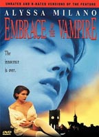 Embrace of the Vampire (1995) Cenas de Nudez