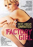 Factory Girl (2006) Cenas de Nudez