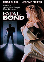 Fatal Bond cenas de nudez