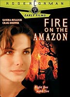 Fire on the Amazon (1993) Cenas de Nudez