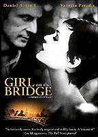 Girl on the Bridge (1999) Cenas de Nudez