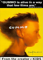 Gummo (1998) Cenas de Nudez