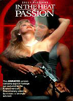 In the Heat of Passion (1992) Cenas de Nudez