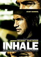 Inhale (2010) Cenas de Nudez