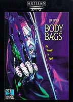 John Carpenter's Body Bags cenas de nudez
