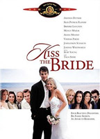 Kiss the Bride (2002) Cenas de Nudez