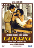 La Cugina (1974) Cenas de Nudez