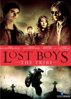 Lost Boys: The Tribe cenas de nudez