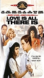 Love Is All There Is (1996) Cenas de Nudez