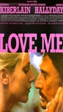 Love Me (2000) Cenas de Nudez