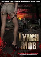 Lynch Mob (2009) Cenas de Nudez