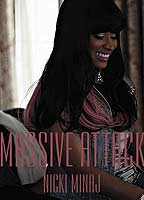 Massive Attack (2008) Cenas de Nudez