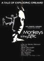 Monkeys in the Attic (1974) Cenas de Nudez