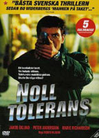 Noll tolerans (1999) Cenas de Nudez