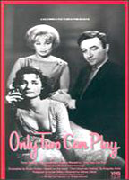 Only Two Can Play (1962) Cenas de Nudez