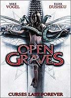 Open Graves (2009) Cenas de Nudez