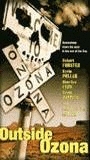 Outside Ozona (1998) Cenas de Nudez