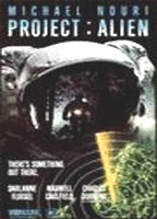 Project Alien 1990 filme cenas de nudez