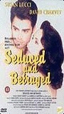 Seduced and Betrayed (1995) Cenas de Nudez