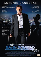 The Big Bang (2010) Cenas de Nudez