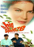 The Big Squeeze (1996) Cenas de Nudez
