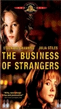 The Business of Strangers (2001) Cenas de Nudez