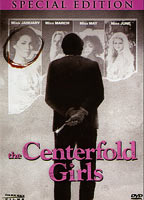 The Centerfold Girls (1974) Cenas de Nudez