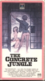 The Concrete Jungle (1982) Cenas de Nudez