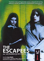 The Escapees (1981) Cenas de Nudez