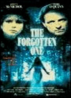 The Forgotten One (1990) Cenas de Nudez