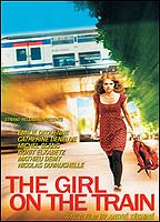 The Girl on a Train (2009) Cenas de Nudez