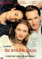 The Invisible Circus (2001) Cenas de Nudez