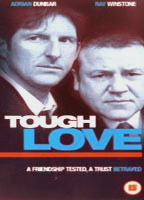 Tough Love (2000) Cenas de Nudez