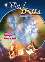 Vinyl Dolls (2002) Cenas de Nudez