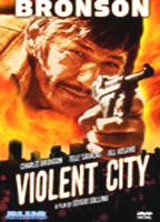 Violent City cenas de nudez