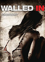 Walled In (2009) Cenas de Nudez